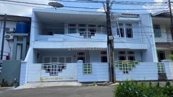 Rumah 2 Lantai Siap Huni Di Tomang