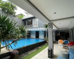 thumbnail-modern-cozy-house-with-privat-pool-in-bintaro-area-0