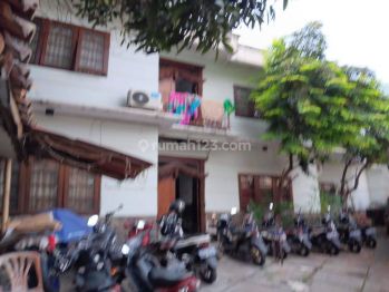Rumah Kos Ada 30 Kamar Dua Lantai Di Cikini Menteng Jakarta Pusat