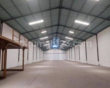 Gudang Terawat Siap Pakai
Ga Banjir Pergudangan Margomulyo Permai