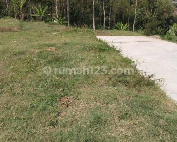 Tanah di Jl. Kolonel Masturi, Kota Cimahi Siap Bangun SHM