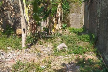 Tanah Matang Siap Bangun di Komplek Margahayu Raya Bagian Depan
