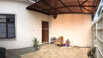 Rumah 3 Lantai Bagus di Sunter Sts, Jakarta Utara