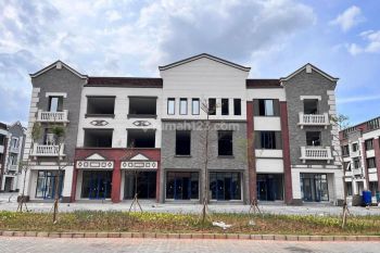 Disewakan Ruko Osaka 3 Lantai Ukuran 4.5x15 Harga 80jt thn