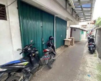 disewakan kios cocok untuk gudang atau workshop di jakarta pusat