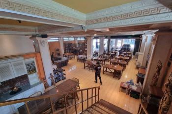 DI SEWA

Gedung Ruko Strategis 4lantai di Buahbatu mainroad 2 Arah