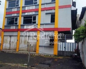 Ruko di Jalan Abdulrahman Saleh, Semarang Nc 4653
