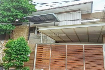 Dijual Rumah Dharmahusada