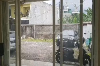 Ruko 3 Lantai Terawat Siap Pakai Strategis di Inhoftank