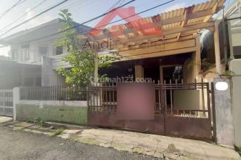 Rumah Tua Hitung tanah strategis di Grogol(GRG58)