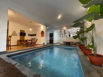 Guest House Dijual di Jl.cipaku Setiabudi,bandung