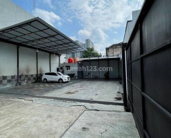 Sewa Ruang Usaha Ex Carwash Mainroad Gatot Subroto Bandung