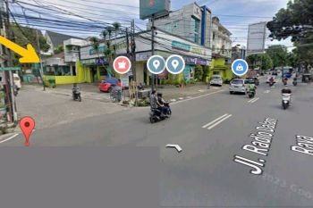 Rumah Hoek Komersil Paling Strategis Area Radio Dalam Jaksel