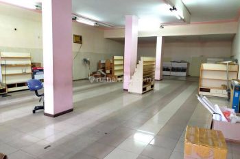 Dijual Ruang Usaha Ir Juanda Parkiran Luas Pontianak Kota