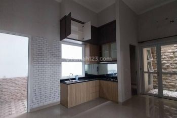 Rumah Bagus Murah di Griya Loka BSD City
