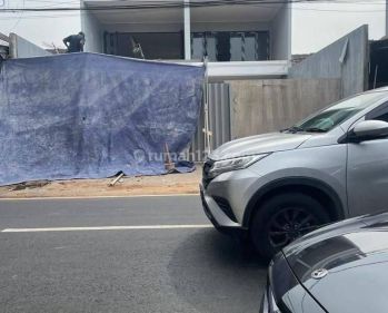Ruko 3 lantai pinggir jalan raya cocok utk bisnis di Griyaloka