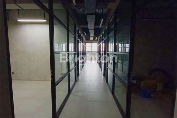 Rent Kantor: RUANG KANTORAN PLUIT