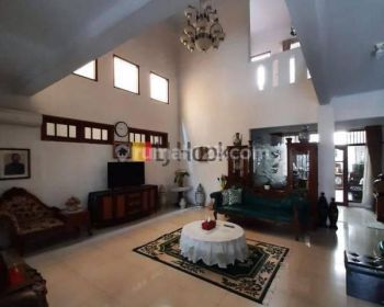 Rumah Mewah Dan Besar 2 Lantai di Komplek Bulog 1 Pondok Melati Bekasi