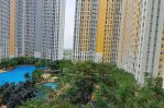 thumbnail-disewakan-apartemen-view-pool-the-springlake-summarecon-bekasi-7