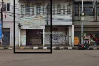 Ruko Disewakan di Kawasan Komersial Jl Otista, Dekat Pasar Baru
