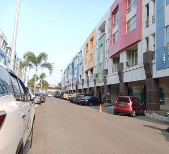 Ruko 3 Lantai di Pusat Bisnis Boulevard Kelapa Gading