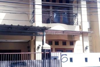 Rumah lantai 2 LT 148m² daerah pejaten barat jaksel SHM
