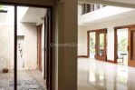 thumbnail-modern-house-tropical-style-with-privat-pool-in-cilandak-area-5