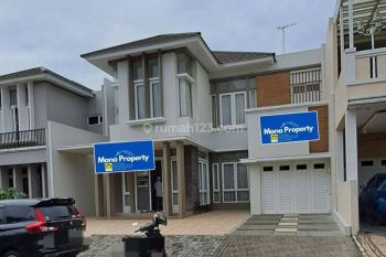 JUAL cepat, di Kota Wisata Cibubur ,rumah bagus di perumahan ekslusif, banyak 2