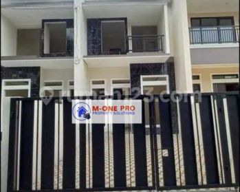 Di  Jual Rumah 2 lantai di Cikupa Citra Raya