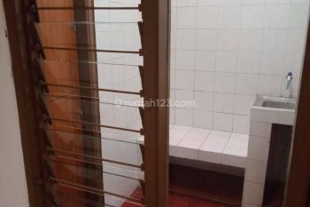 HOT LISTING. Dijual Rumah Siap Huni Nempel MRT Lebak Bulus