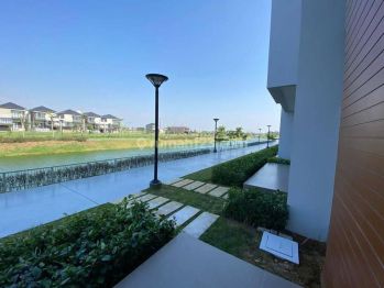 Dijual Rumah Denver Pik 2 Uk 8x15m2, View Danau, 4 Kamar Rp 5,2m