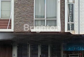 RUKO COMPARK KOTA WISATA