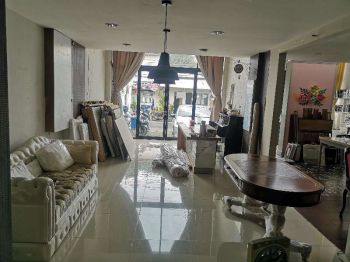 Dijual Ruko. Dekat Mayjend Sungkono Surabaya