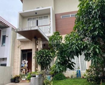 Rumah 2 Lantai di Ijen Nirwana Residence Pusat Kota Malang