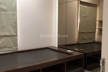 di Jade Phg, Tangerang Semi Furnish Bagus