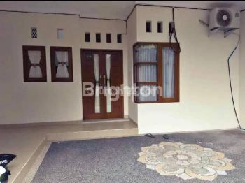 RUMAH 2 LANTAI DI BATUBULAN GIANYAR