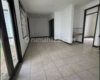 Murah! Rumah 2 Lantai di Kota baru parahyangan bandung nego