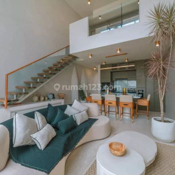 Town house Lease hold in Jalan Pantai Berawa  Canggu