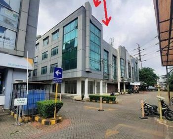 Disewakan  Ruko Gandeng  di  Kompleks Ruko Graha Mas Pemuda,  Rawamangun