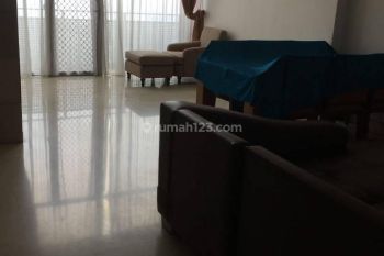 Apartemen The Summit Kelapa Gading 3 Kamar Tidur Semi Furnished Bagus