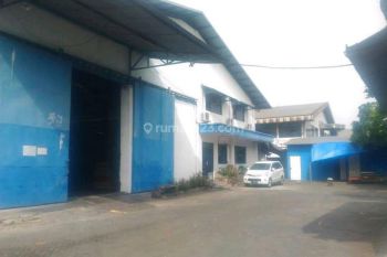 Gudang di Margomulyo, Surabaya
