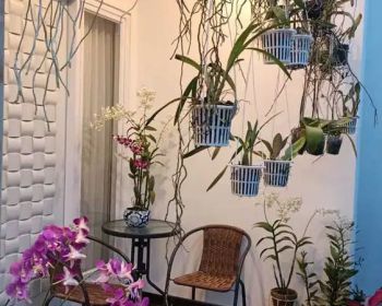 Rumah Mewah Bagus 3 Lantai Minimalis Strategis Dekat Stasiun Lenteng A