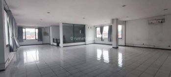 Gedung Dijual Lokasi Prime di Mainroad Cicendo , Bandung