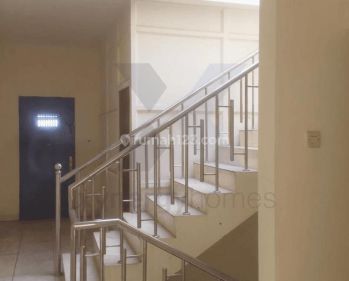 Ruko Disewakan 3 Lantai di Mainroad Surya Sumantri Bandung