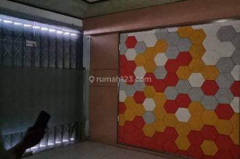 Ruko Tengah Kota Raya Kayoon Surabaya