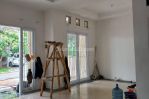 thumbnail-rumah-2-lantai-disewakan-baru-renovasi-di-graha-raya-bintaro-2