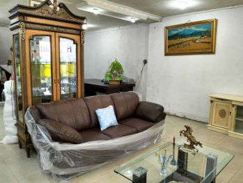 Disewa Ruko 3 Lantai Mainroad Siap Pakai di Karapitan Bandung