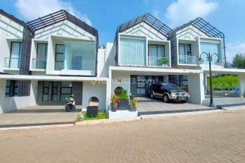 Ada Swim Pool Rumah Baru Mewah di dkt KPAD Gegerkalong Setiabudi Sarijadi