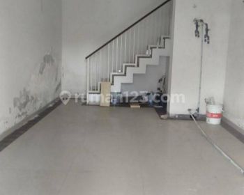 Ruko 2 Lantai Dijual Lokasi Strategis, Area Denpasar Selatan