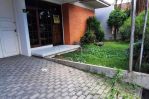 thumbnail-rumah-cantik-di-singgasana-bandung-disewakan-8